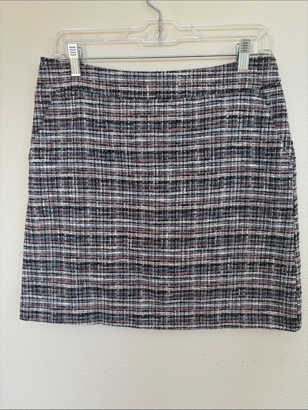 LOFT Tweed Boucle Mini Skirt Pockets Lined Blue Peach Cream Size 6 559356